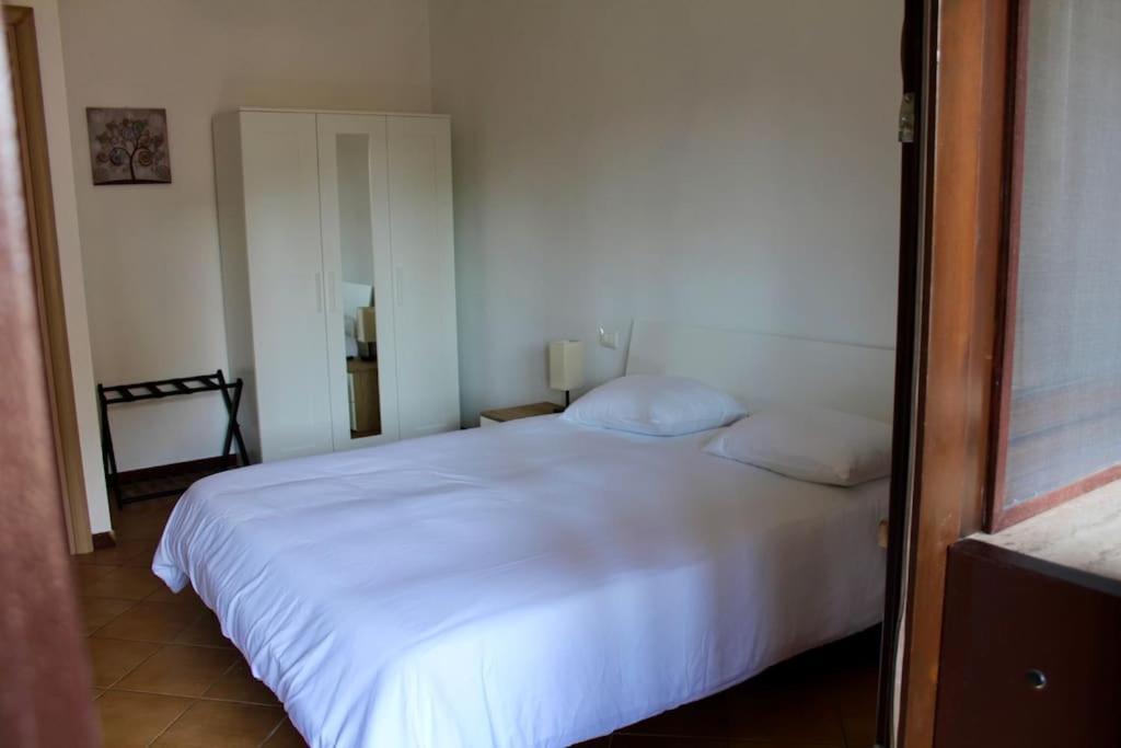 The Garden House Fco, Self Check In And Free Private Parking Lägenhet Fiumicino Exteriör bild